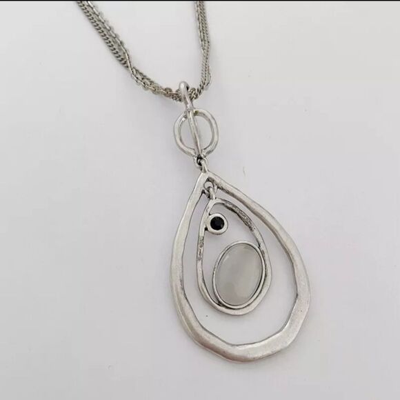 LIA SOPHIA SILVER TONE 2 STRAND RESIN 16"-19" NECKLACE NWT - Picture 2 of 5